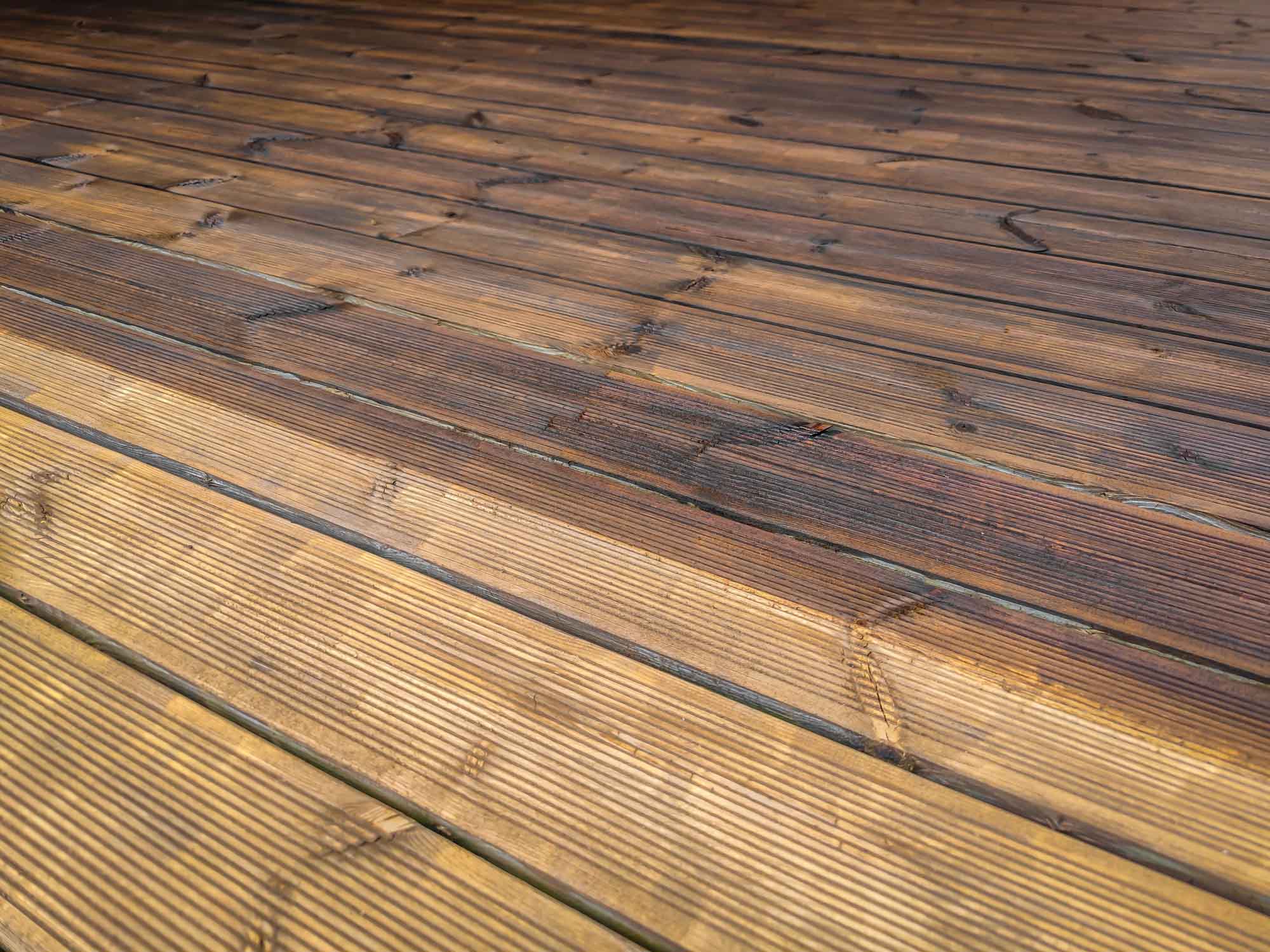 Waterproof Paint For Wood to Protect From Rain