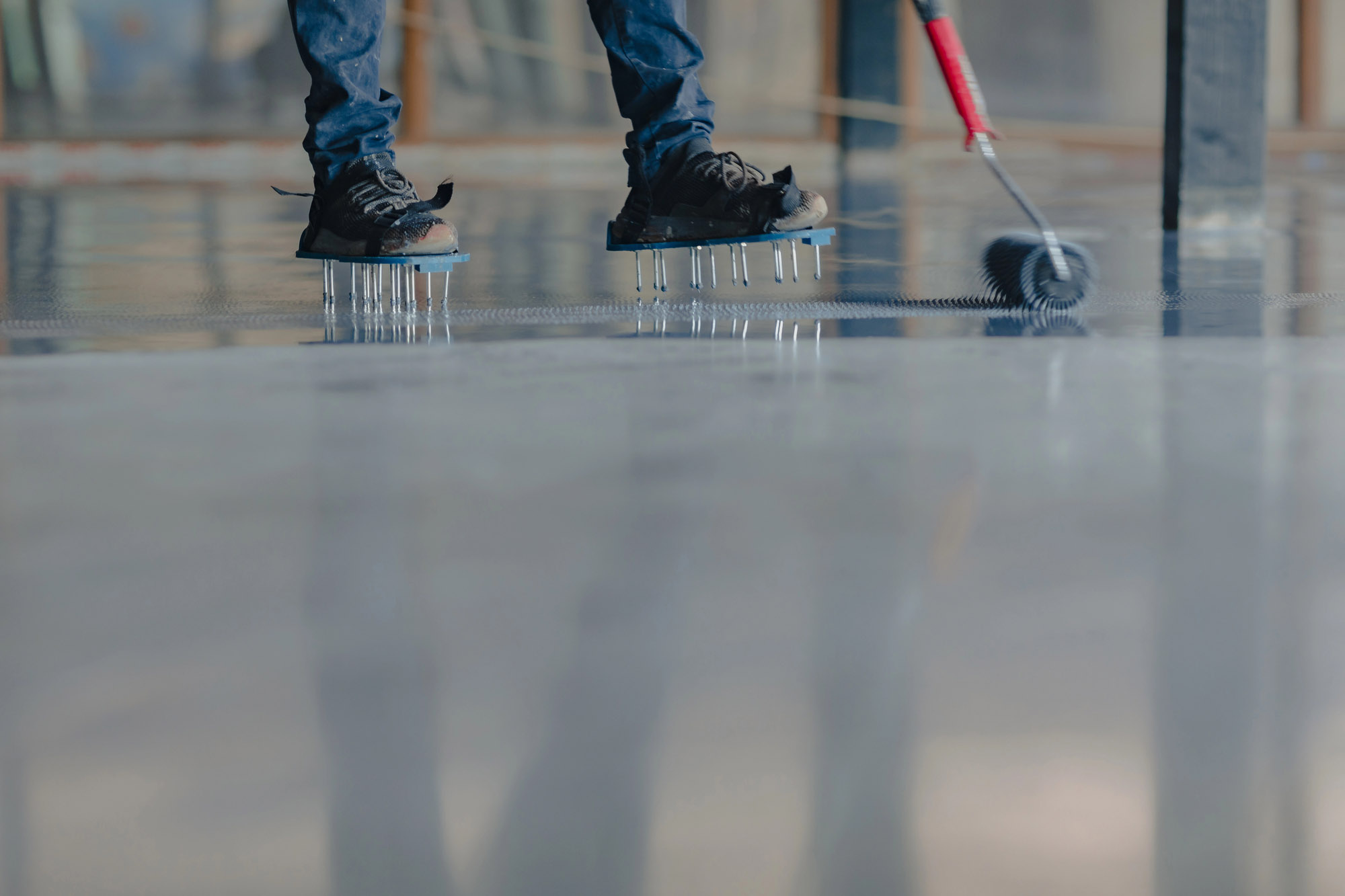 Garage Floor Paint - The Best Options for Concrete Floors